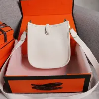 $105.00 USD Hermes AAA Quality Messenger Bags For Women #1412652