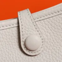 $105.00 USD Hermes AAA Quality Messenger Bags For Women #1412652