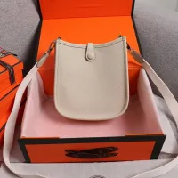 $96.00 USD Hermes AAA Quality Messenger Bags For Women #1412653