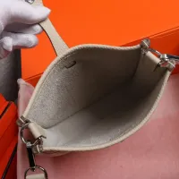 $96.00 USD Hermes AAA Quality Messenger Bags For Women #1412653