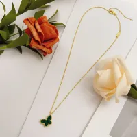 $32.00 USD Van Cleef & Arpels Necklaces For Women #1413247