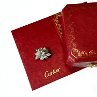 $38.00 USD Cartier Brooches For Women #1413253