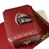 $36.00 USD Cartier Brooches For Women #1413257