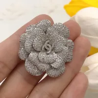 $38.00 USD Chanel Brooches For Women #1413283