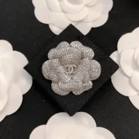 $38.00 USD Chanel Brooches For Women #1413283