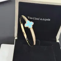 $48.00 USD Van Cleef & Arpels Bracelets For Women #1413298