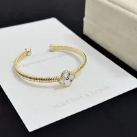 $48.00 USD Van Cleef & Arpels Bracelets For Women #1413359