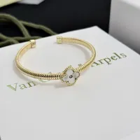 $48.00 USD Van Cleef & Arpels Bracelets For Women #1413359