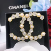 $25.00 USD Chanel Brooches For Women #1413377