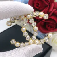 $25.00 USD Chanel Brooches For Women #1413377
