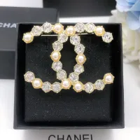 $25.00 USD Chanel Brooches For Women #1413377
