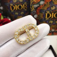 $25.00 USD Christian Dior Brooches For Women #1413380