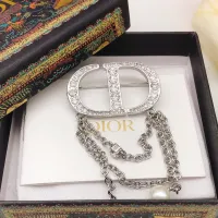 $27.00 USD Christian Dior Brooches For Women #1413388