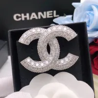 $32.00 USD Chanel Brooches For Women #1413408
