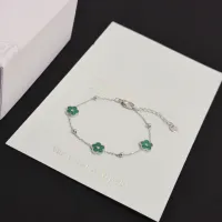 $48.00 USD Van Cleef & Arpels Bracelets For Women #1413492