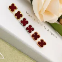 $25.00 USD Van Cleef & Arpels Earrings For Women #1413523