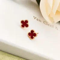 $25.00 USD Van Cleef & Arpels Earrings For Women #1413524