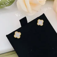 $25.00 USD Van Cleef & Arpels Earrings For Women #1413528