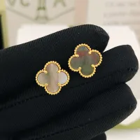 $25.00 USD Van Cleef & Arpels Earrings For Women #1413537