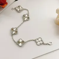 $34.00 USD Van Cleef & Arpels Bracelets For Women #1413743