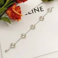 $34.00 USD Van Cleef & Arpels Bracelets For Women #1413743