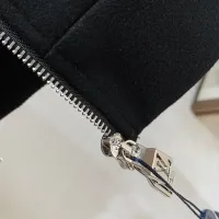 $180.00 USD Louis Vuitton LV Tracksuits Long Sleeved For Men #1414395