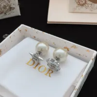 $25.00 USD Christian Dior Earrings For Women #1414491