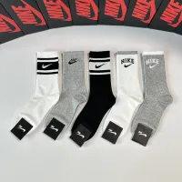 $29.00 USD Nike Socks #1414822