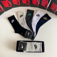 $29.00 USD Nike Socks #1414823