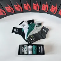 $27.00 USD Nike Socks #1414858