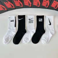 $29.00 USD Nike Socks #1414887
