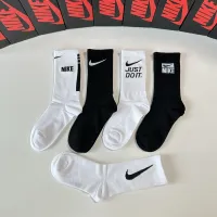 $29.00 USD Nike Socks #1414887