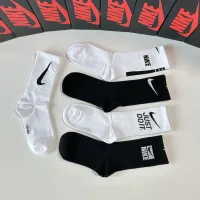 $29.00 USD Nike Socks #1414887