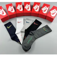$29.00 USD Nike Socks #1415271