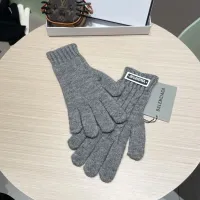$40.00 USD Balenciaga Gloves For Women #1415584