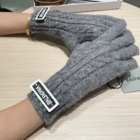 $40.00 USD Balenciaga Gloves For Women #1415584