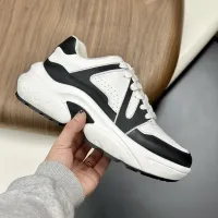 $140.00 USD Louis Vuitton Casual Shoes For Men #1416061