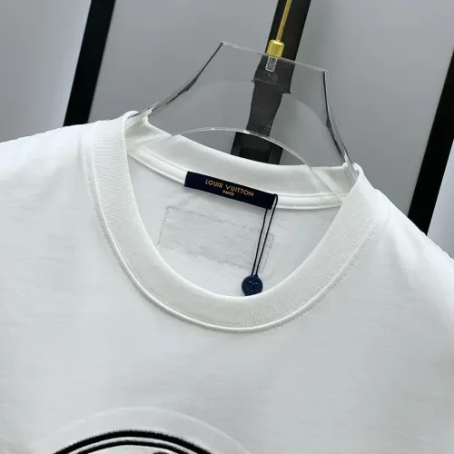 Replica Louis Vuitton LV T-Shirts Short Sleeved For Men #1418322 $60.00 USD for Wholesale
