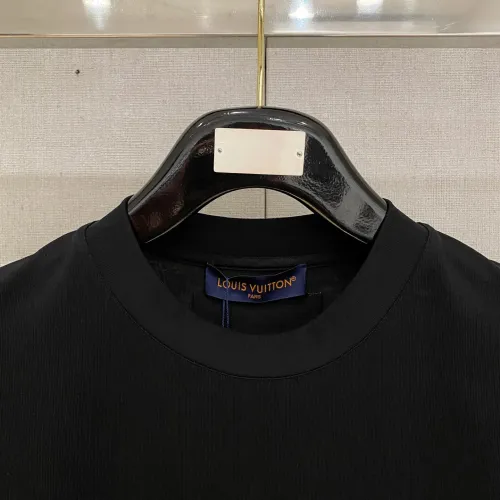 Replica Louis Vuitton LV T-Shirts Short Sleeved For Men #1418333 $64.00 USD for Wholesale