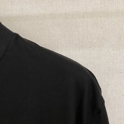 Replica Fendi T-Shirts Short Sleeved For Men #1418351 $64.00 USD for Wholesale