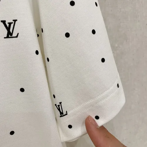 Replica Louis Vuitton LV T-Shirts Short Sleeved For Men #1418352 $64.00 USD for Wholesale