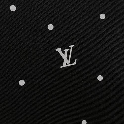 Replica Louis Vuitton LV T-Shirts Short Sleeved For Men #1418353 $64.00 USD for Wholesale