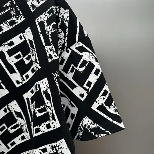 Replica Fendi T-Shirts Short Sleeved For Unisex #1418496 $48.00 USD for Wholesale