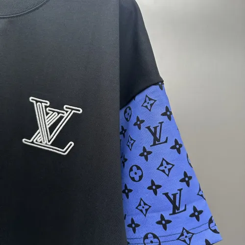 Replica Louis Vuitton LV T-Shirts Short Sleeved For Unisex #1418499 $48.00 USD for Wholesale