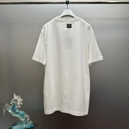 Replica Louis Vuitton LV T-Shirts Short Sleeved For Unisex #1418772 $56.00 USD for Wholesale