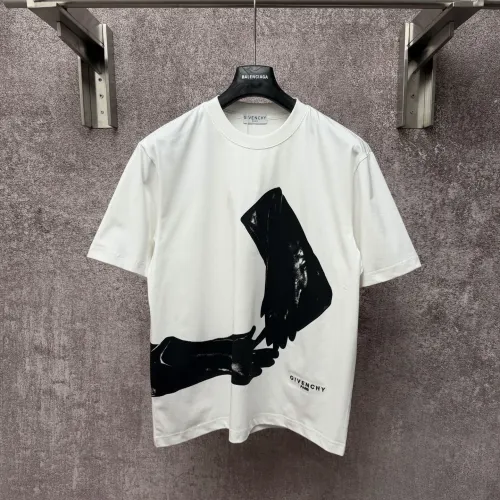 Givenchy T-Shirts Short Sleeved For Unisex #1418777 $48.00 USD, Wholesale Replica Givenchy T-Shirts