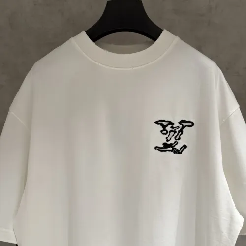 Replica Louis Vuitton LV T-Shirts Short Sleeved For Unisex #1418801 $56.00 USD for Wholesale