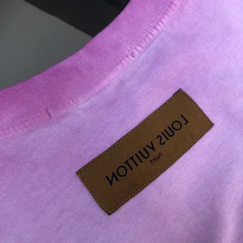 Replica Louis Vuitton LV T-Shirts Short Sleeved For Unisex #1419928 $36.00 USD for Wholesale
