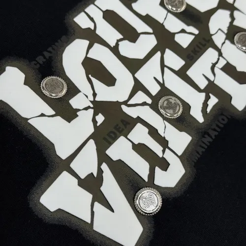 Replica Louis Vuitton LV T-Shirts Short Sleeved For Unisex #1419962 $29.00 USD for Wholesale