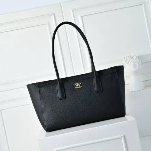 Chanel AAA Quality Shoulder Bags For Women #1420094 $100.00 USD, Wholesale Replica Chanel AAA Quality Shoulder Bags